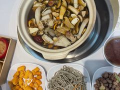 -天宜隆蘑菇宴火锅(石景山旗舰店)