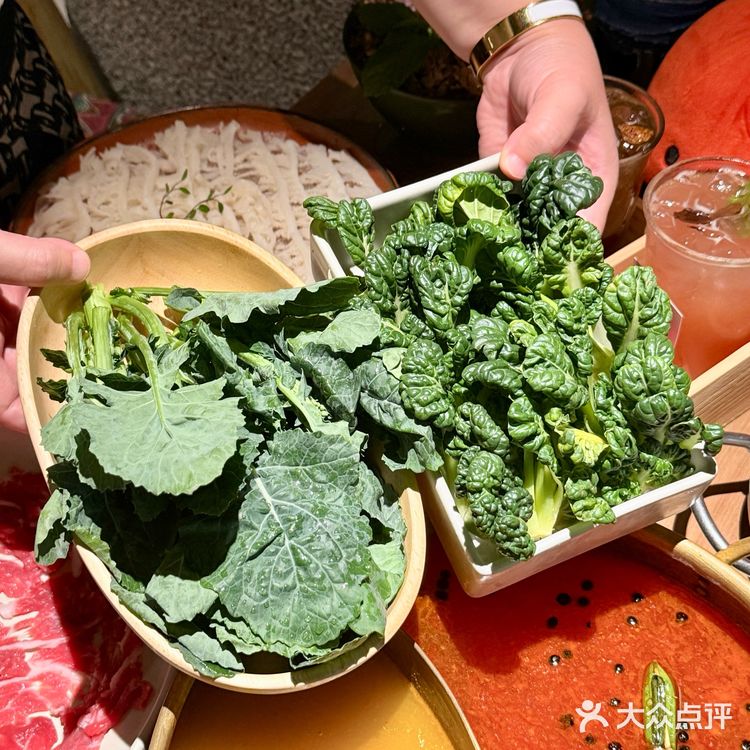 北京首店酸汤火锅，一口酸到灵魂醒！