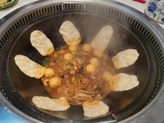 地锅贴饼-地锅公社·现炒地锅鸡·地锅鱼·夜宵(罗锦路店)