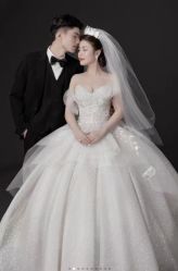 点击看大图 -挪娅婚纱摄影皇家会所