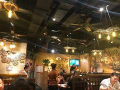 大堂-小俩口烧烤东北菜(双井店)