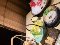 -余欢领鲜火锅(新街口店)