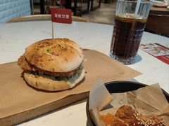 -必胜客(巴沟店)
