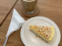 -Cafe Villa