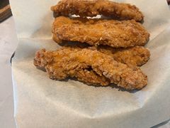 -必胜客(WOW南雄店)