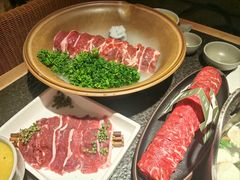 -三出山火锅(万象天地店)