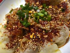 -八二小区抄手(龙湖上城天街店)