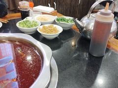 -冯记香辣兔火锅(茶店子总店)