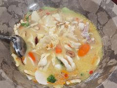 -姚记抚仙湖野生菌石锅鱼庄