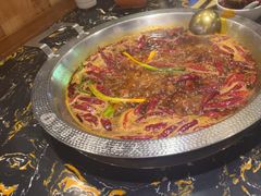 -巴国妹子毛肚火锅(蓝光悦城店)