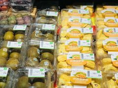 -中百仓储超市有限公司(越秀星汇维港店)