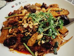 -拿渡·水煮鱼麻辣香锅(王府井奥莱·香江小镇店)