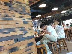 大堂-星巴克臻选(青岛麦凯乐分店)