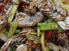 -辣盆盆麻辣小龙虾(哈尔滨总店)