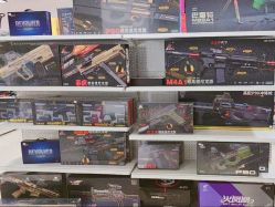 -玩动奇季品牌玩具超市