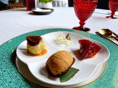 鲍鱼烧卖-三号黄浦会Canton Table