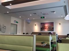 卡座-萨莉亚意式餐厅(灵芝站中洲店)