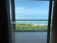 -三亚湾海居铂尔曼度假酒店