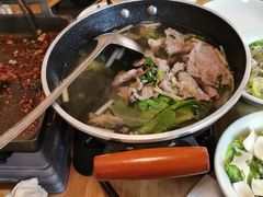 -全牛匠·乐山跷脚牛肉(新中关店)