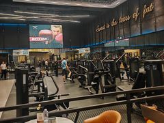 -滨力健身俱乐部