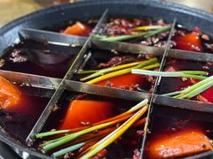 -正南齊北重庆老火锅(光华村直营店)