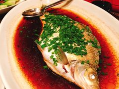 葱油野生鳊鱼-湖滨28中餐厅·西湖宴·杭州君悦酒店