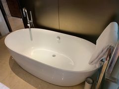 -广州天河希尔顿酒店