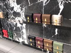 -文艺复兴百货(米兰大教堂广场店)