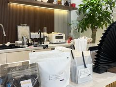 -LAB COFFEE来杯咖啡(宝龙店)