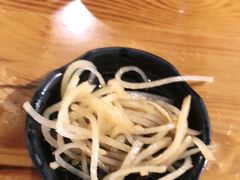 -丽虹云南过桥米线(兴工街店)