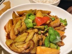 地三鲜米饭-老厨家(中央大街西七道街店)