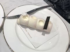 -Fridi Patisserie Cafe