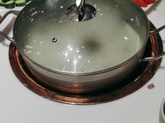 -洪氏嗨捞·猪肚鸡火锅(阳光天地店)