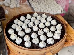 -严氏重油烧麦(民权路店)