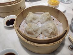 -香港百合居(LCM置汇旭辉广场店)