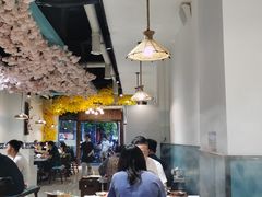 大堂-贵府酸汤牛肉火锅·贵州老字号(飞山街店)