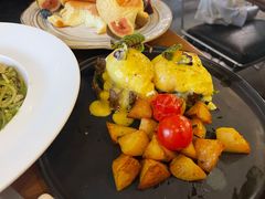 炖牛肉班尼克蛋-UPPER KITCHEN(延安路店)