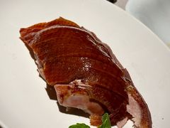 酥香嫩烤鸭-四季民福烤鸭店(外滩外白渡桥店)