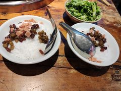 -四小区火锅·巷子里的重庆火锅(花照壁店)