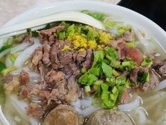-华威达牛庄(黄埔大道西店)