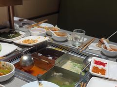 -海底捞火锅(金山百联店)