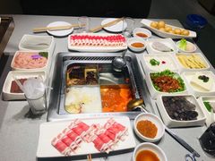 -海底捞火锅鲜切牛肉主题店(长寿路店)