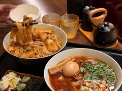 -顺溜·手工刀削面·黑金店(铜锣湾店)