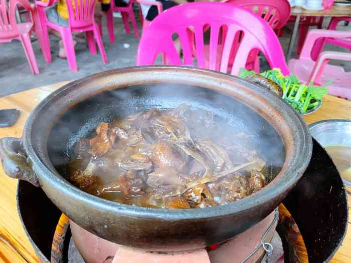 霞姐屯昌枫木香草鸭店-"吃了有好几天了,一直没有来得及评价,今天.