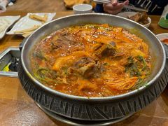 -喇喇排骨火锅·传统韩式脊骨汤(望京西园总店)
