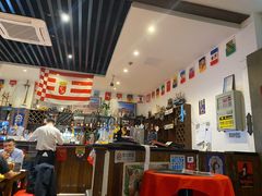 大堂-申德勒加油站餐厅(三里屯北小街店)