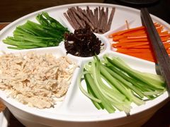 鸡丝凉米线-云海肴·汽锅鸡·云南菜(高德置地店)