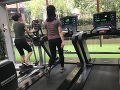 -征成健身连锁私教工作室(九公里店)