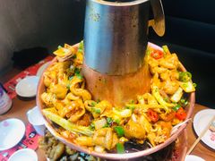 -炉小二铜锅牛蛙•川湘菜(三里屯店)