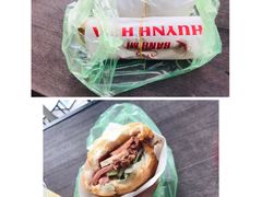 -Bánh Mì Huynh Hoa